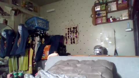 mezzy69 online show from June 19, 9:37 am