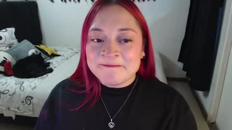 mia online show from May 26, 11:00 pm