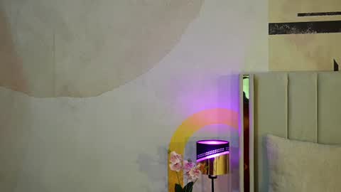 mia_jolie_ online show from August 6, 6:17 pm