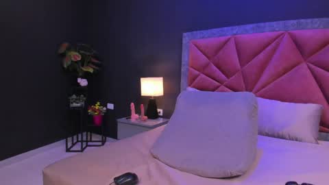 MIA  online show from May 17, 7:12 pm