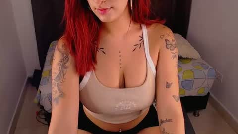 mia independent model online show from July 7, 3:16 pm