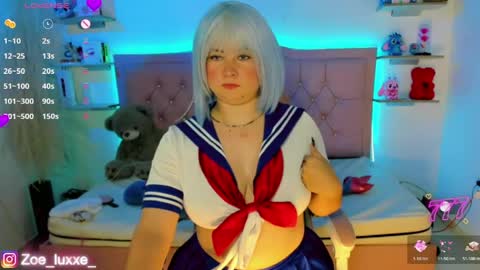 Mia online show from June 3, 9:20 pm