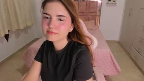 Mia  online show from July 18, 6:37 am
