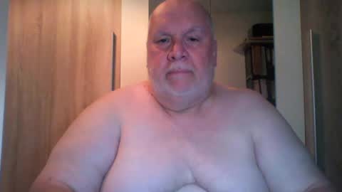 mich1962 online show from July 22, 12:07 pm