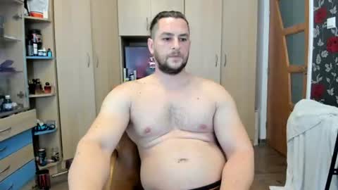 michaelragnar90 online show from June 24, 7:04 am