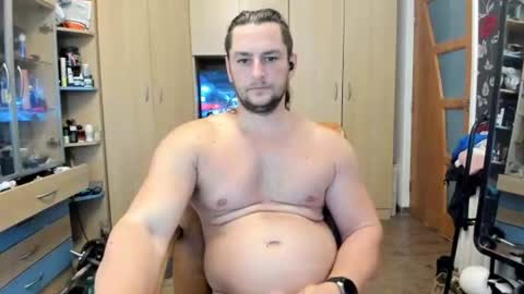 michaelragnar90 online show from July 18, 12:07 pm