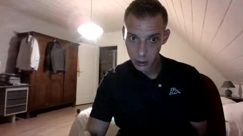 michal198677 online show from July 17, 8:55 pm