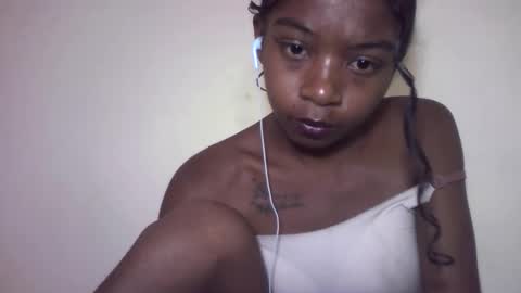 michou_69 online show from May 30, 7:07 am