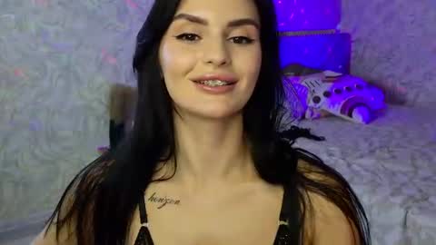 Mila online show from July 25, 7:01 pm