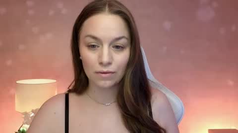 Mila Fleur online show from June 8, 1:56 pm