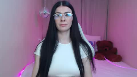 milasecretsss online show from May 20, 6:43 am