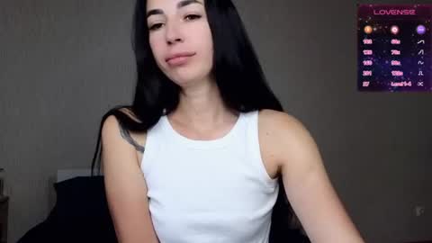 milkiss_kiss online show from June 18, 7:47 am