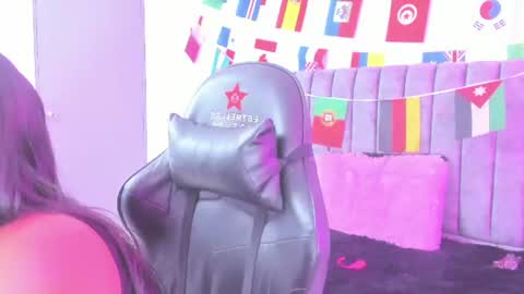 miller_silvana online show from June 30, 11:53 am