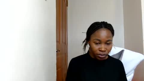 Miss Kiarrafit online show from June 23, 1:13 am