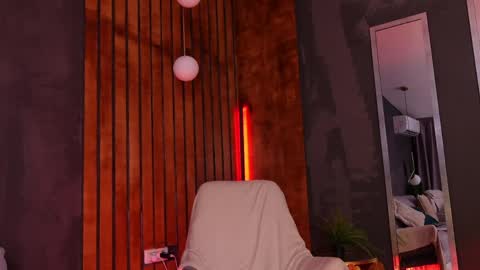 miss_m online show from May 26, 8:04 pm