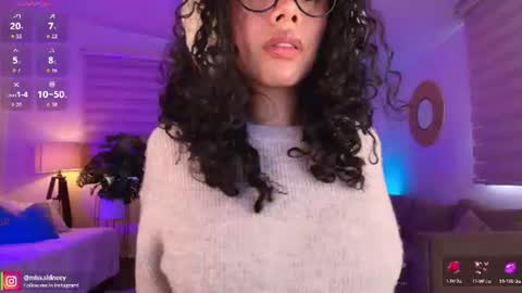 Amy Olivera online show from July 21, 1:02 pm