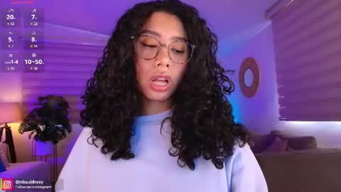 Amy Olivera online show from June 25, 12:54 pm