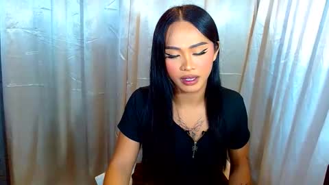SweetViolet online show from June 3, 4:34 pm