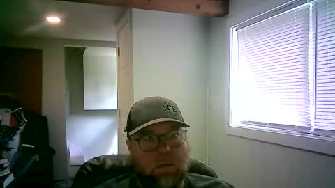 Mr. Happy online show from May 26, 9:32 pm
