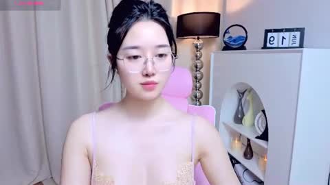 miu99999 online show from June 19, 9:15 am