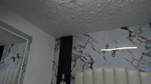 Hey Guys  Im Mollie online show from July 15, 12:21 pm
