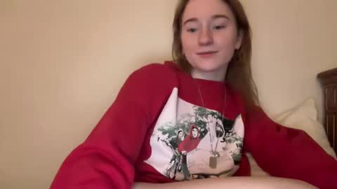 Molly online show from December 3, 5:04 am