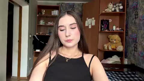 Molly online show from July 8, 8:40 am