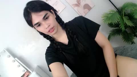 MOMIKHEM online show from May 21, 6:42 am