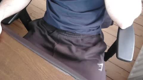mr_magnum20 online show from March 12, 10:59 am
