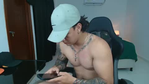 mr_maximo online show from June 8, 5:08 am