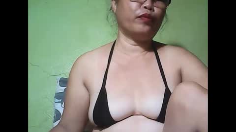 muffy_bunny online show from May 22, 6:58 pm