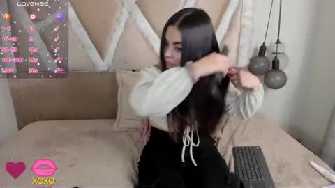 muriell_69 online show from July 7, 4:00 pm