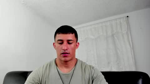 Muscle Man online show from May 31, 5:33 pm
