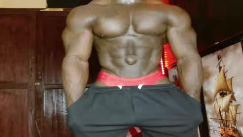 musclegod23 online show from June 1, 5:47 pm