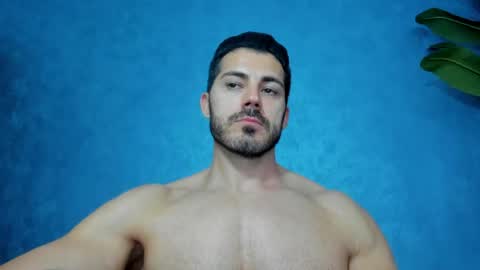 muscularmaster onlyfans online show from May 26, 9:32 pm