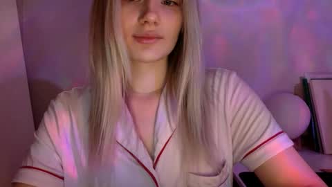 musescorner online show from May 9, 8:26 pm