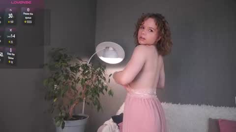 Curly Monique online show from November 29, 6:32 am