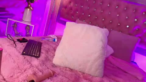 Myla  online show from May 22, 4:52 am