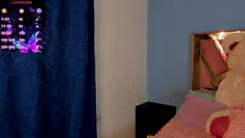 Tiana online show from May 15, 3:37 am