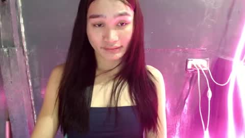 nadiestar online show from July 24, 2:20 am