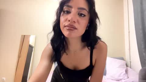 Leya online show from July 4, 4:43 pm