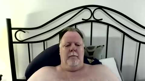 nakedforyou1642 online show from May 13, 9:57 pm