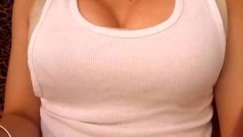 nancyybonita online show from May 13, 8:51 pm