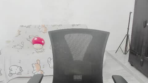 Naoko  online show from June 15, 1:03 pm