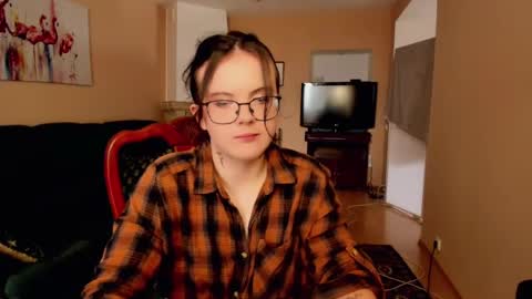 naomi_di online show from July 10, 8:52 am