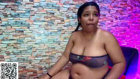 Naomi Campbel online show from May 31, 3:00 pm