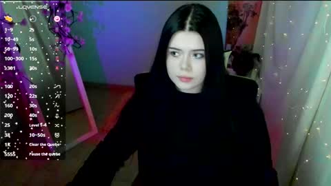 Naomi online show from May 3, 6:41 am