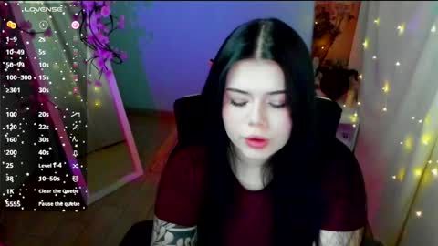 Naomi online show from May 4, 6:42 am