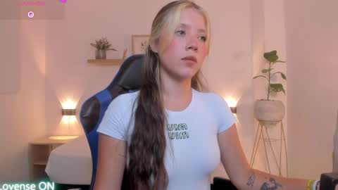 Nataly online show from May 26, 2:17 am
