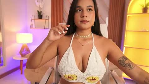natalycarterx online show from April 29, 11:37 am